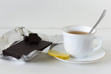 Çay limon ve koyu çikolata bar