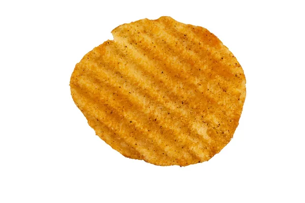 Smakelijke Gerimpelde Aardappel Chip Geïsoleerd Witte Achtergrond Barbecue Smaak Gebracht — Stockfoto