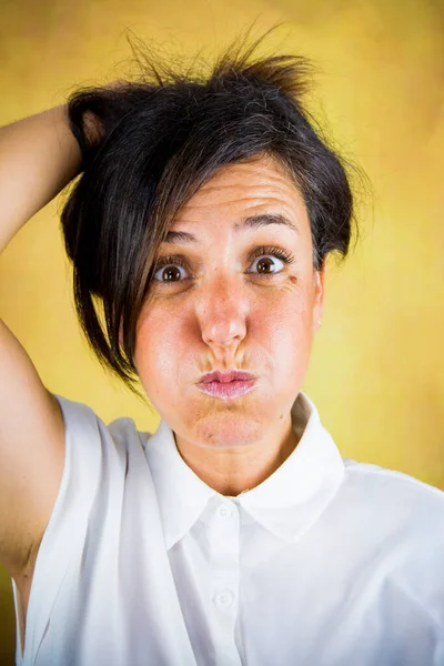 Beautiful Woman Brunette Hair Park White Shirt — Stock Photo, Image