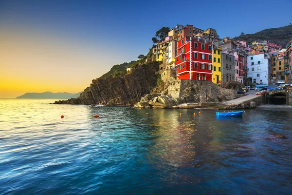 Riomaggiore Stadt Kap Und Meereslandschaft Bei Sonnenuntergang Meerlandschaft Cinque Terre — Stockfoto