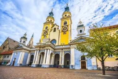 Katedral Duomo Santa Maria Assunta Bressanone veya Brixen. Trentino Alto Adige Sud Tyrol, İtalya.