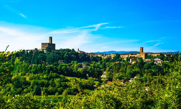 Poppi Middeleeuwse Dorp Het Kasteel Panoramisch Uitzicht Casentino Arezzo Toscane — Stockfoto