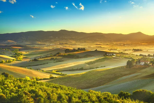 Paysage Toscan Panorama Brumeux Collines Vallonnées Champs Verdoyants Coucher Soleil — Photo