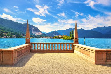 Isola dei Pescatori ve Teras Isola Bella, balıkçı Adası Maggiore Gölü, Borromean Adaları, Stresa Piedmont İtalya, Avrupa'dan.