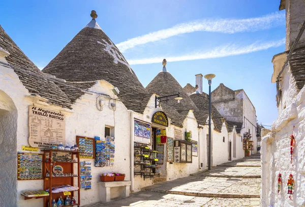 Alberobello Apulia Itália Abril 2018 Trulli Tradicional Cabana Pedra Seca — Fotografia de Stock