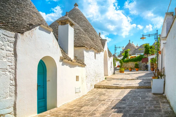 Trulli Alberobello Case Tipiche Vista Strada Puglia Italia Europa — Foto Stock