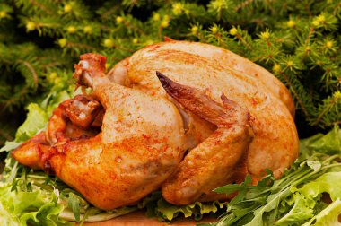 Kiraz domates Noel arka plan üzerinde fırında hindi. Doğal ızgarada pişmiş gıda.