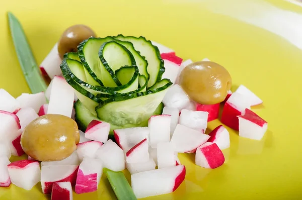 Salade Radis Concombre Olives Nourriture Végétarienne Alimentation Légumes — Photo