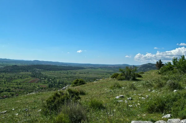 Vista sobre o vale da fortaleza de Bribir, Dalmácia — Fotografia de Stock