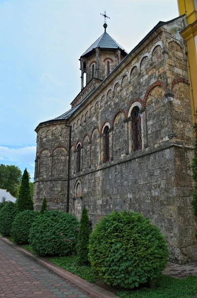 Huvud kyrka i klostret Privina Glava, Serbien — Stockfoto