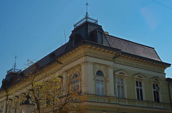 SUBOTICA, SERBIA - 13 de octubre de 2018 - Antiguo edificio de estilo húngaro — Foto de Stock