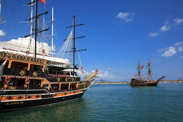 Alanya Turquía Junio 2018 Barcos Piratas Para Viajes Turísticos Puerto — Foto de Stock