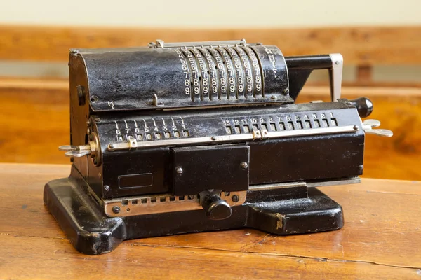 Ancienne Machine Mécanique Comptage Manuel Pour Les Calculs Mathématiques Ancienne — Photo