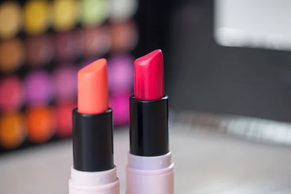 Tæt Billede Smukke Læbestift Nuancer Sortiment Læbestifter Selektivt Fokus - Stock-foto
