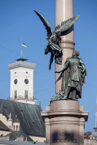 Monumento Adam Mickiewicz Lviv Ucrania Construido 1904 Diseñado Tallado Por —  Fotos de Stock