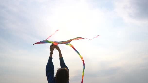 Girl Kite Her Hand Backdrop Sunny Sky — Stock Video