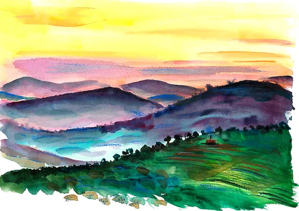 Zelené Purpurové Hory Paprscích Zapadajícího Slunce — Stock fotografie