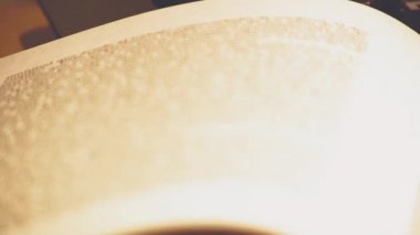 İspanyol bir kitabın sayfaları