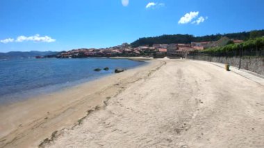 Küçük plaj Combarro, Galiçya