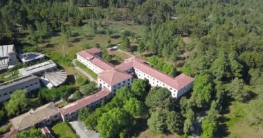 Bir eski terk edilmiş Manicomy Toén, Galiçya uçan