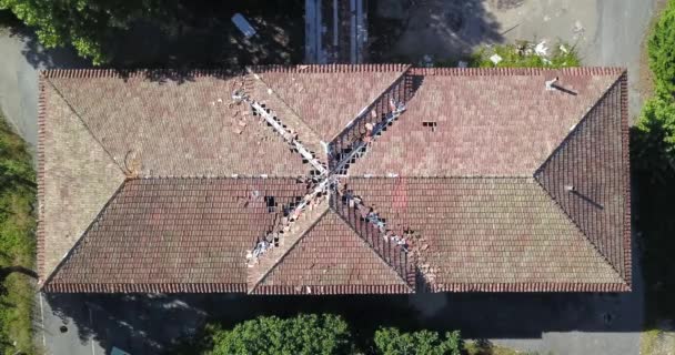 Een oude verlaten Manicomy In Toen, Galicië vliegen — Stockvideo