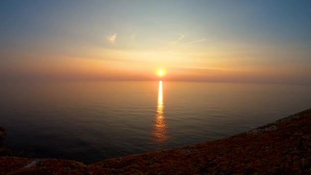 Захід сонця в океані — стокове відео