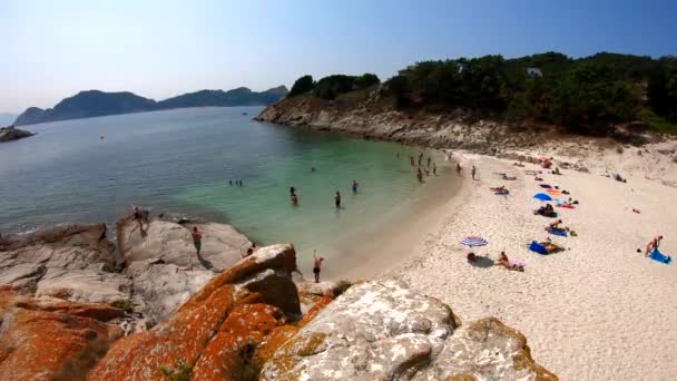 PLAYA DE RODAS, ISLAS CIES — Vídeo de stock