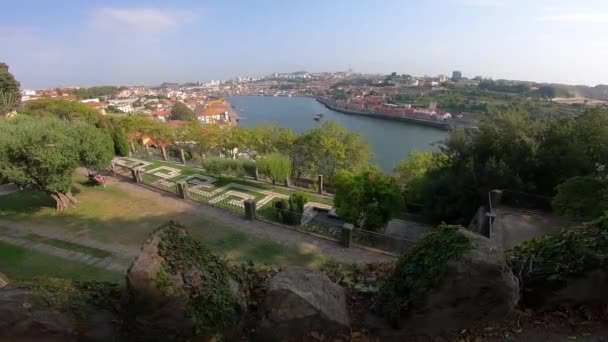 DOURO RIVER FROM PALACIO DE CRISTAL GARDEN, PORTO, PORTUGAL — Stock videók