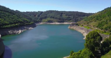 Belesar, Galiçya rezervuarı havadan görünümü