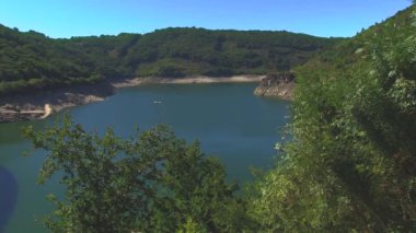 Belesar, Galiçya rezervuarı havadan görünümü