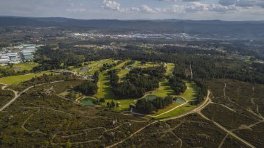 golf sahasının havadan görünümü