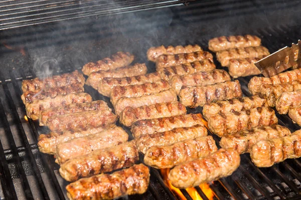 Rotoli Carne Mititei Mici Alla Griglia Che Piatto Tradizionale Balcanico — Foto Stock