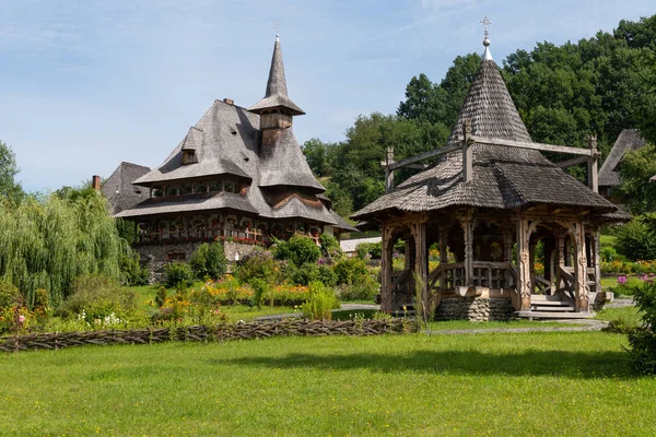 Mosteiro Barsana Detalhe Arquitetônico Edifícios Tradicionais Maramures Romania — Fotografia de Stock