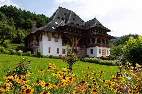 Mosteiro Barsana Detalhe Arquitetônico Edifício Tradicional Maramures Romania — Fotografia de Stock