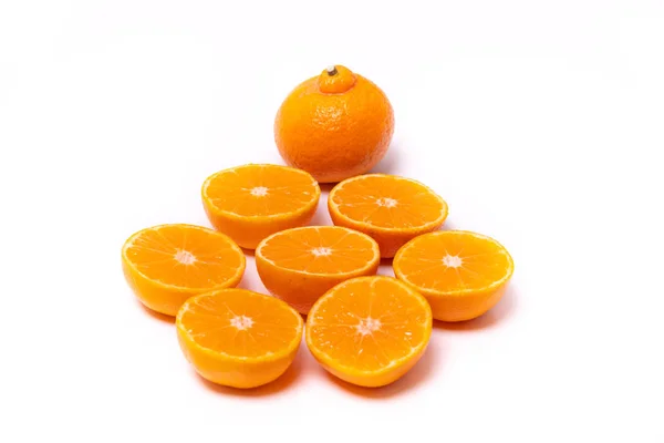 Set Cut Slices Ripe Juicy Organic Mandarin Oranges White Background — Stock Photo, Image