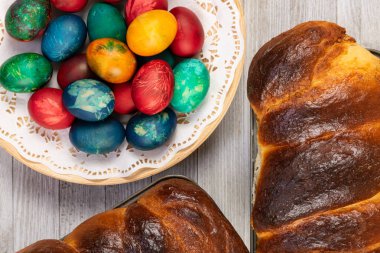 tatlı ekmek ve yumurta