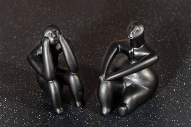 Düşünür ve Oturan Kadın Neolitik Başyapıtlar