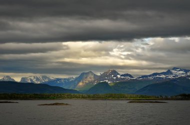 Norveç 'teki dağ manzarası