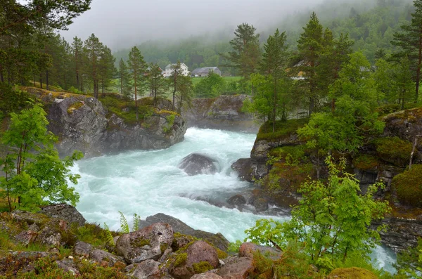 Horská Řeka Norsku — Stock fotografie