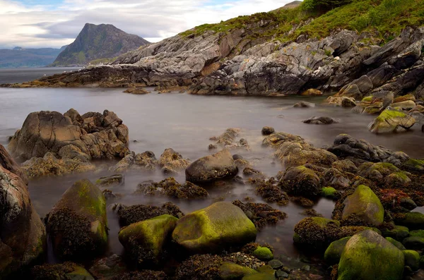 Скандинавский Пейзаж Камнями — стоковое фото