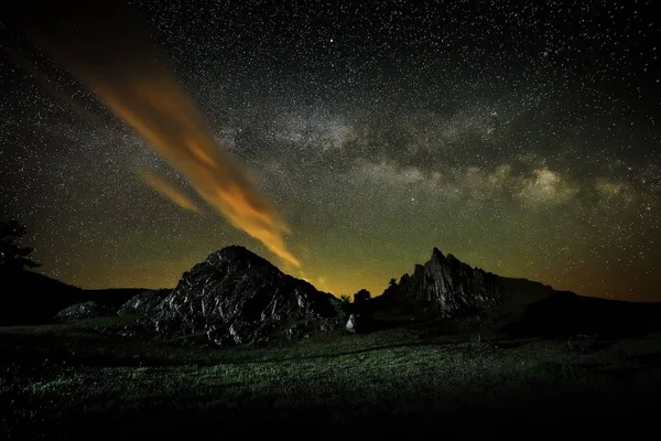 Noční Krajina Mléčnou Dráhu Nad Poli Dobrudža Rumunsko — Stock fotografie