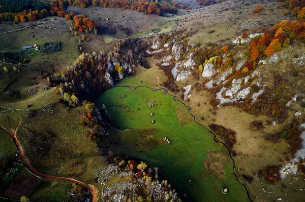 Horská Krajina Podzimní Ráno Fundatura Ponorului Rumunsko Letecký Pohled — Stock fotografie