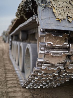 Paletli parça askeri tank 