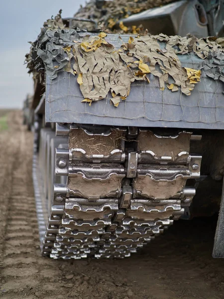 Raupenspuren Eines Militärpanzers — Stockfoto