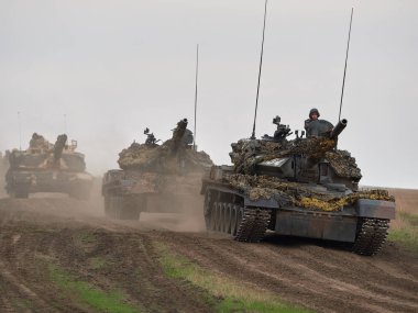 Galati, Romanya - 20 Nisan 2017: askerler Smardan Çokgen Galati County, Romanya Adalet kartal askeri tatbikat sırasında Amerikan ve Romanya; 20 Nisan 2017