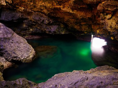 kaya oluşumları mağarada denizde desteklemek