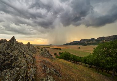 güzel bulutlu gökyüzü Dobrogea, Romanya - havadan görünümü ile manzara
