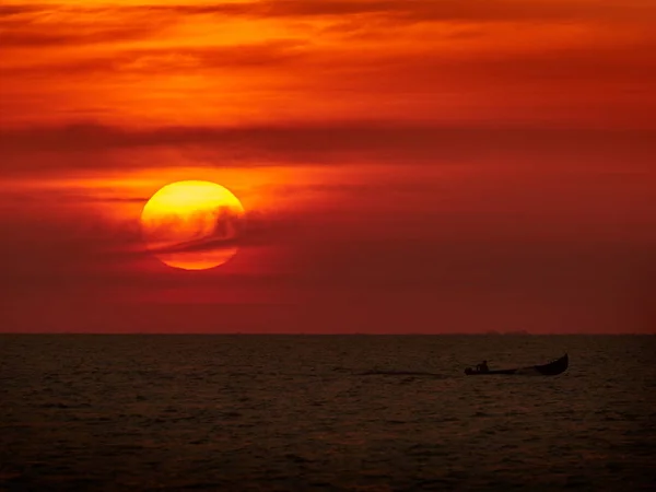 Schöner Roter Sonnenuntergang Hintergrund — Stockfoto