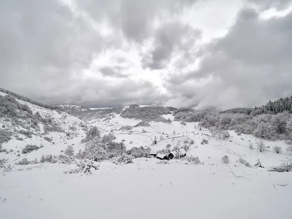 Beautiful Winter Mountain Landscape Fundatura Ponorului Hunedoara County Romania Aerial — Stock Photo, Image