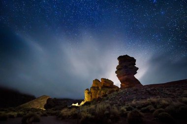 gece gökyüzü ile Samanyolu teide krater, tenerife, İspanya